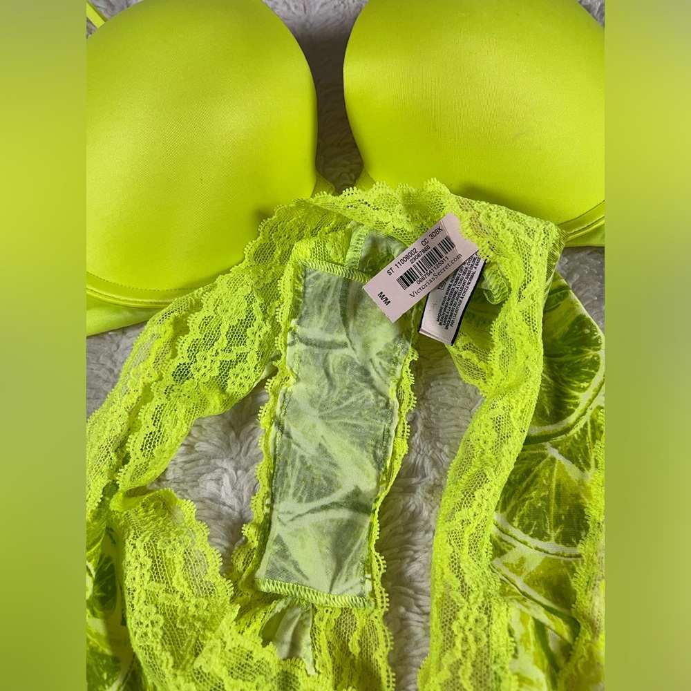 Victoria's Secret Push Up Bra & Panties  Set Neon Green Lace 34C M NWT, NWOT - Picture 7 of 7